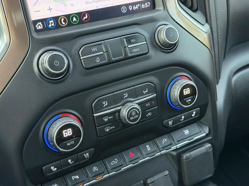 Used 2020 Chevrolet Silverado 1500 High Country image 37