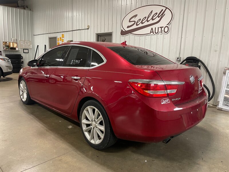 Used 2012 Buick Verano Leather FWD image 3