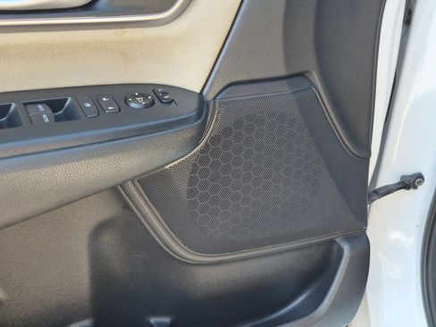 Used 2019 Honda CR-V EX image 15