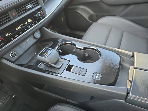 Certified 2023 Nissan Rogue SV w/ SV Premium B Package image 24