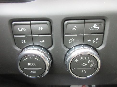 New 2026 GMC Sierra 1500 AT4X image 18