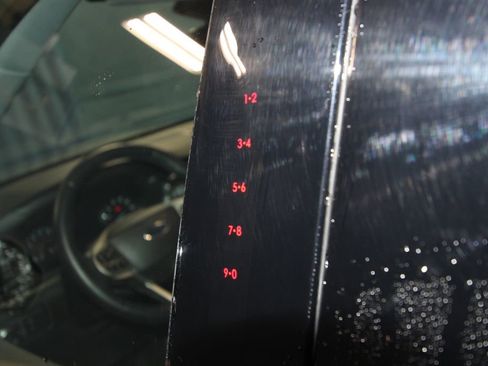 Used 2022 Ford Explorer Limited w/ Equipment Group 301A image 45