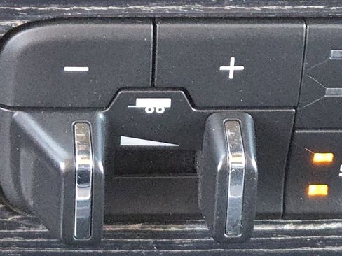 Used 2014 RAM 1500 Limited image 7