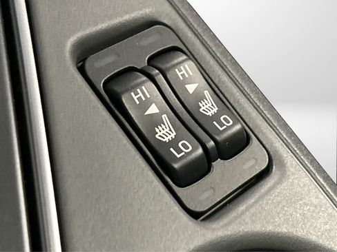 Certified 2025 Subaru Crosstrek 2.5i Premium image 39