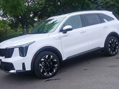 New 2026 Kia Sorento EX AWD/4WD image 7