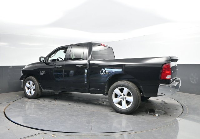 Used 2024 RAM 1500 Classic SLT AWD/4WD image 9