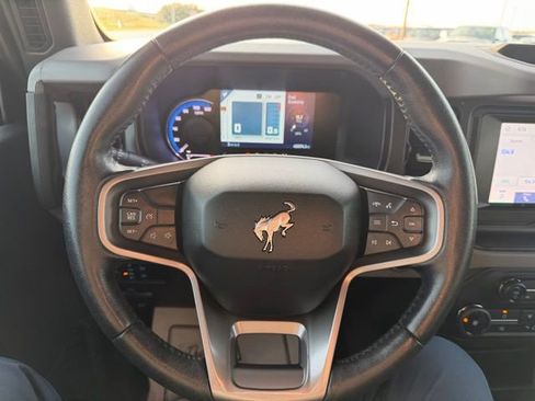 Used 2021 Ford Bronco Big Bend w/ Sasquatch Package AWD/4WD image 19