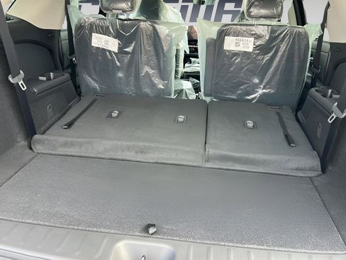 New 2026 Nissan Pathfinder SL AWD/4WD image 10