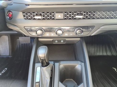 Used 2023 Honda Accord EX image 24