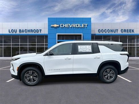 New 2026 Chevrolet Traverse LT image 5