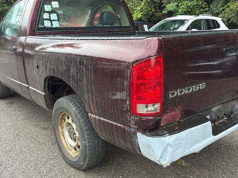Used 2004 Dodge Ram 1500 Truck ST RWD image 3