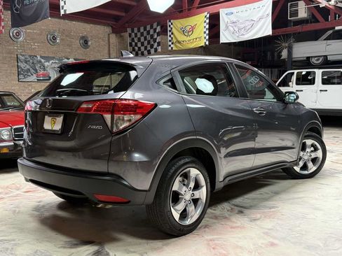 Used 2022 Honda HR-V LX image 4