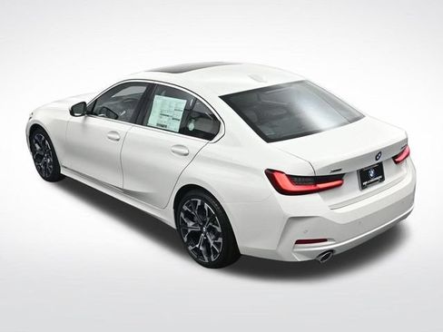New 2026 BMW 330i xDrive Sedan w/ Premium Package AWD/4WD image 29