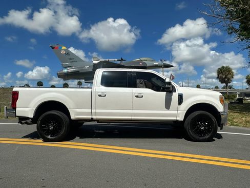 Used 2017 Ford F250 Lariat w/ Lariat Ultimate Package AWD/4WD image 1
