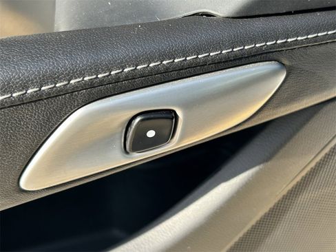 Used 2017 Chevrolet Corvette Stingray Coupe w/ Battery Protection Package image 18