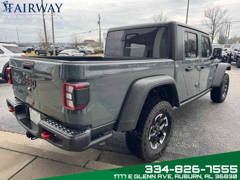 Used 2025 Jeep Gladiator Rubicon w/ Convenience Group image 6