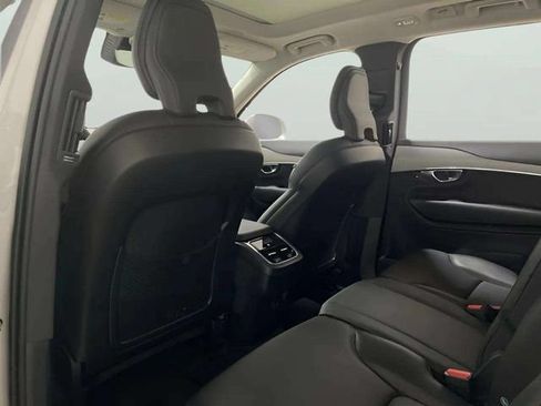 Used 2025 Volvo XC90 B5 Core AWD/4WD image 47
