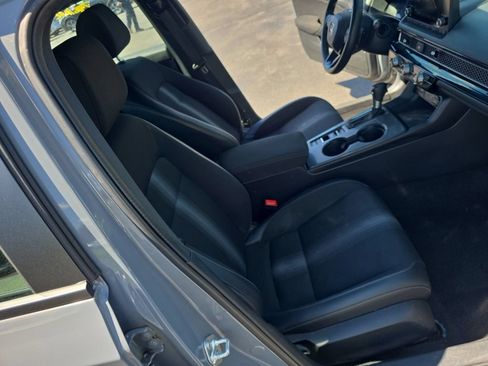 Certified 2025 Honda Civic Sport image 25