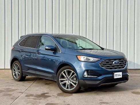 Certified 2019 Ford Edge Titanium w/ Cold Weather Package image 7