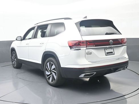 Used 2024 Volkswagen Atlas SE FWD image 4