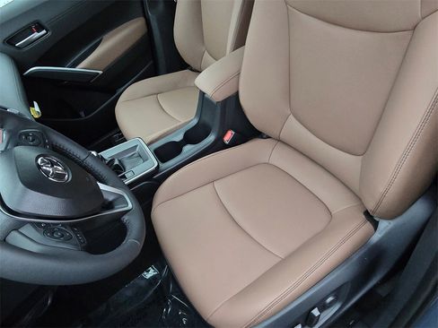 New 2026 Toyota Corolla Cross XLE image 23