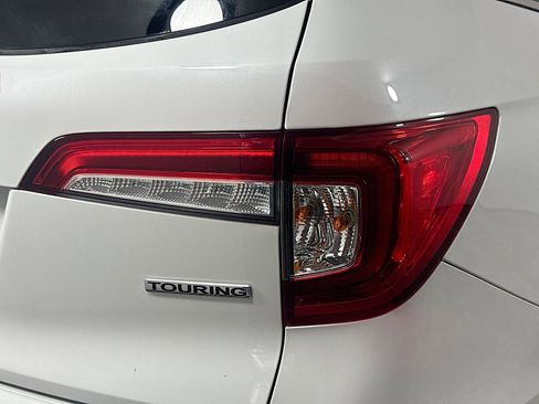 Certified 2022 Honda Pilot Touring image 27