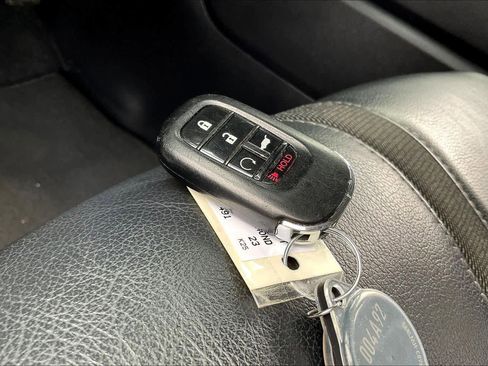 Used 2023 Honda Pilot EX-L image 14