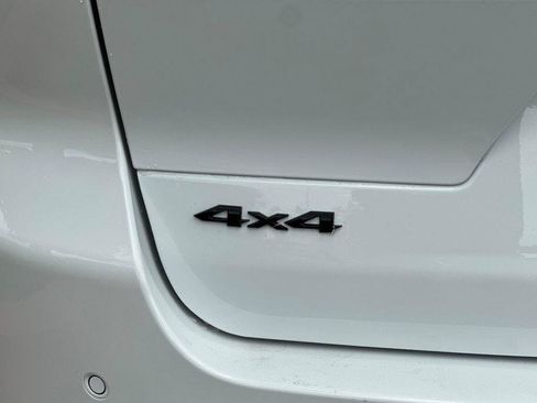 New 2026 Jeep Grand Cherokee L 4WD image 27