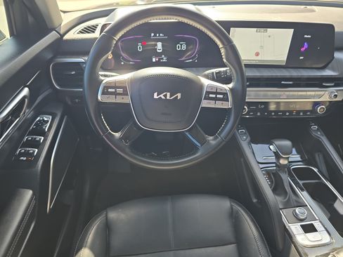 Used 2023 Kia Telluride EX FWD image 14