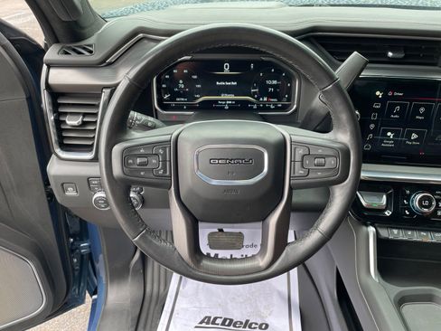 Used 2024 GMC Sierra 2500 Denali Ultimate AWD/4WD image 16