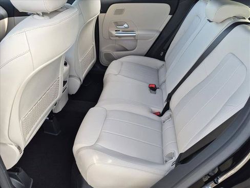 New 2026 Mercedes-Benz GLA 250 image 14