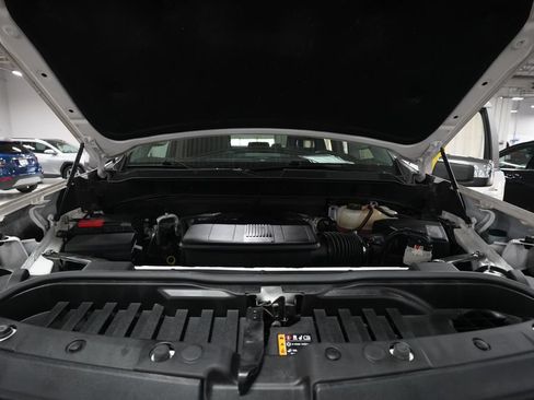 Used 2021 Chevrolet Silverado 1500 LT w/ Max Trailering Package AWD/4WD image 3