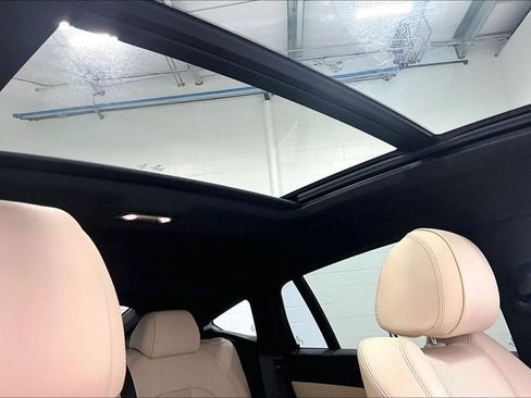 Used 2022 BMW X6 xDrive40i image 17