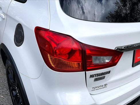 Used 2019 Mitsubishi Outlander Sport LE AWD/4WD image 20