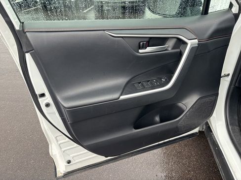 Used 2023 Toyota RAV4 Adventure AWD/4WD image 3