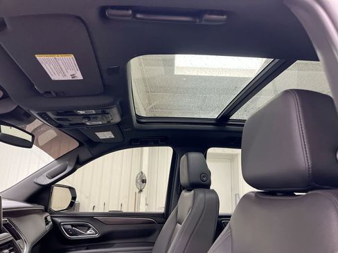Used 2023 Chevrolet Tahoe Z71 w/ Max Trailering Package AWD/4WD image 19