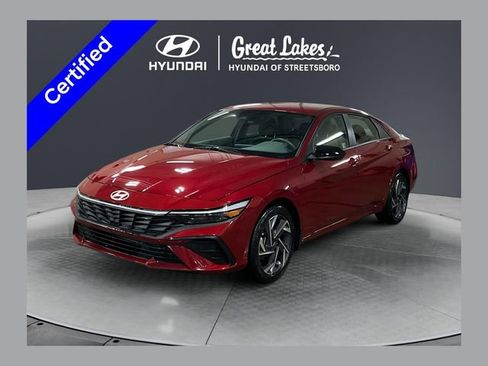 Used 2025 Hyundai Elantra Sport image 1