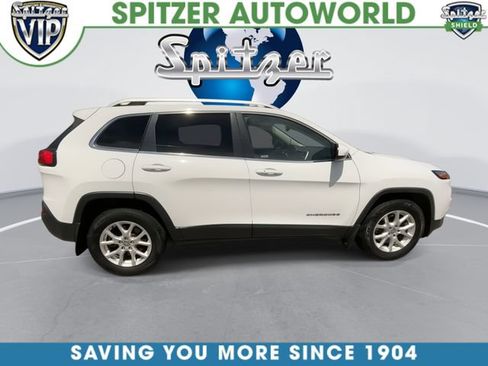 Used 2016 Jeep Cherokee Latitude w/ Comfort/Convenience Group AWD/4WD image 10
