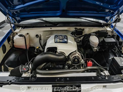 Used 1997 Chevrolet Silverado 1500 2WD Regular Cab image 3