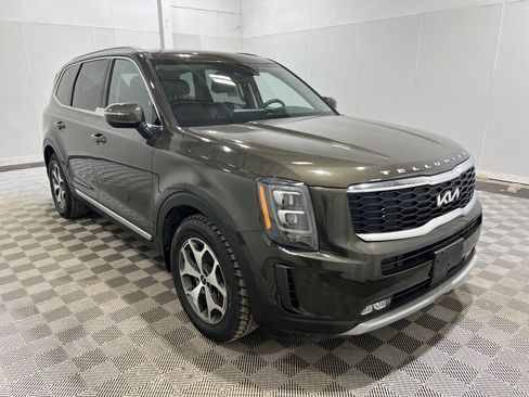 Used 2022 Kia Telluride EX AWD/4WD image 4