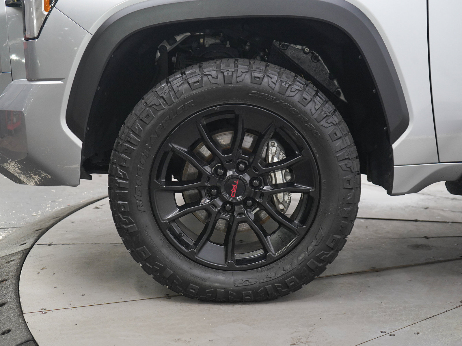 Used 2024 Toyota Tundra SR5 w/ SR5 Premium Package AWD/4WD image 30