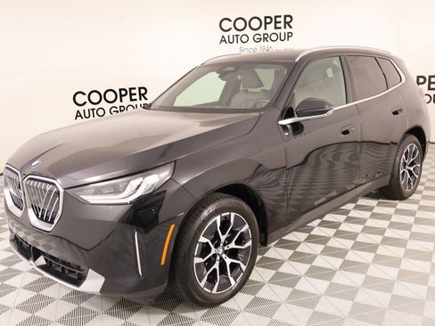 Used 2025 BMW X3 xDrive30i AWD/4WD image 10