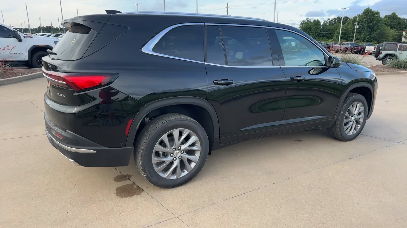 New 2026 Buick Enclave Preferred w/ Super Cruise Package FWD image 7
