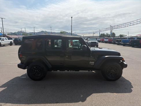 Used 2020 Jeep Wrangler Unlimited Sport AWD/4WD image 22