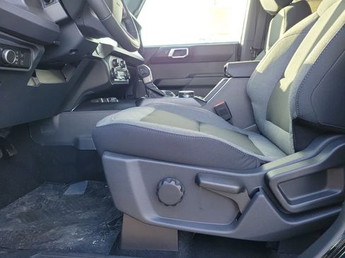 New 2025 Ford Bronco Big Bend image 17