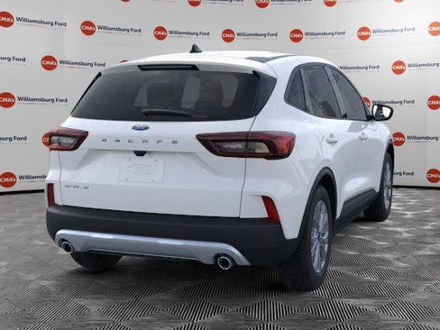 New 2026 Ford Escape Active image 8