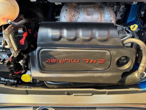 Used 2018 Jeep Compass Latitude w/ Popular Equipment Group image 8