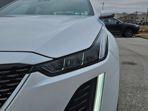 Certified 2022 Cadillac CT5 Luxury w/ Sun And Sound Package image 9