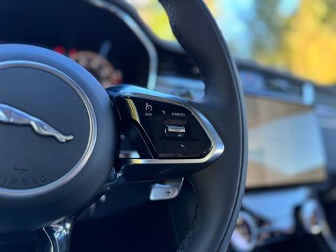 New 2026 Jaguar F-PACE R-Dynamic S image 28