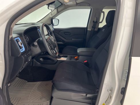 Used 2022 Nissan Frontier S w/ Technology Package image 17